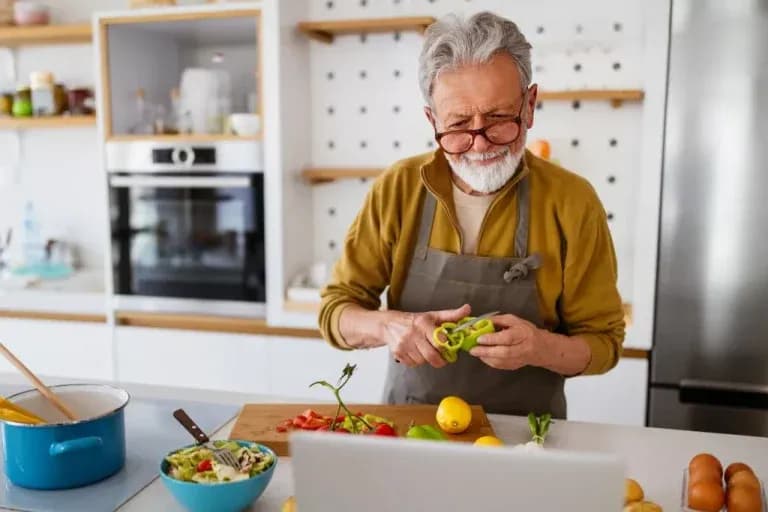 Jak obniżyć cholesterol domowymi sposobami? - okładka