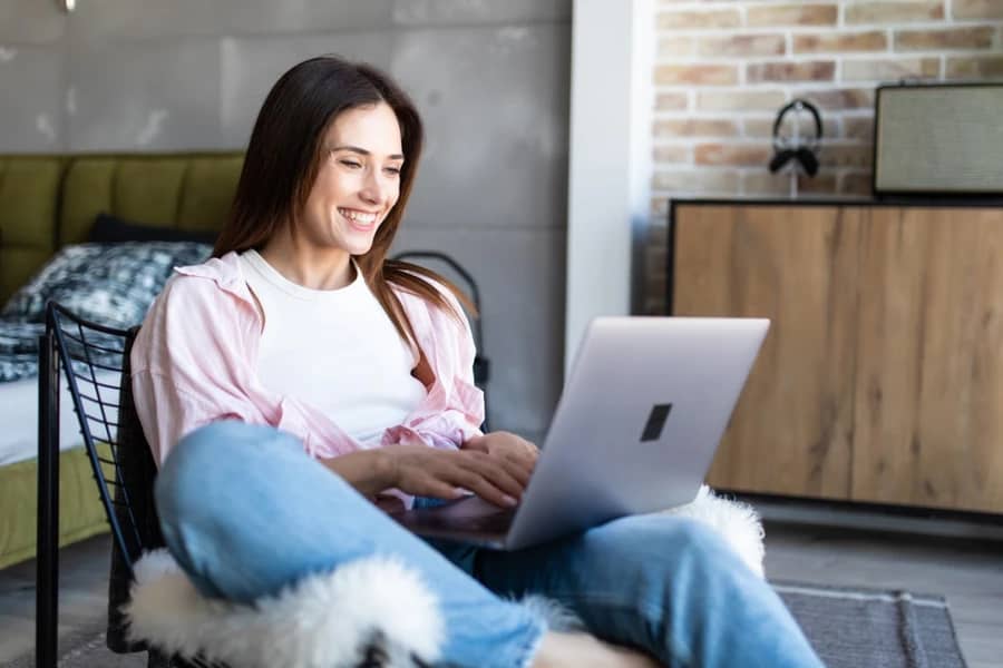 Shutterstock 1738393286 1 Min