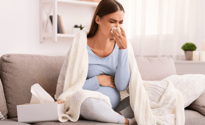 Co na przeziębienie w ciąży? Tylko bezpieczne sposoby